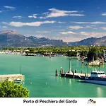 Lägenhet Corte Veneta Castelnuovo del Garda